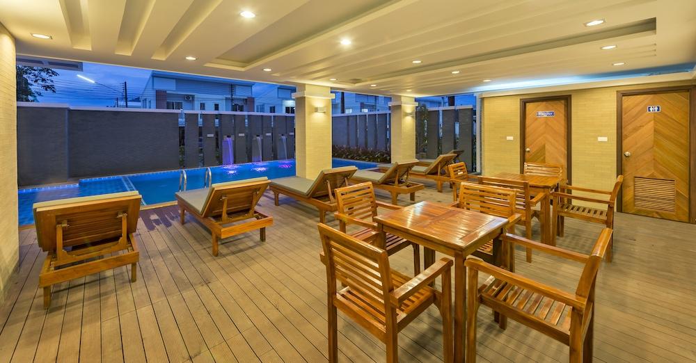 Ratana Hotel Rassada, Phuket Town- Sha Extra Plus Kültér fotó