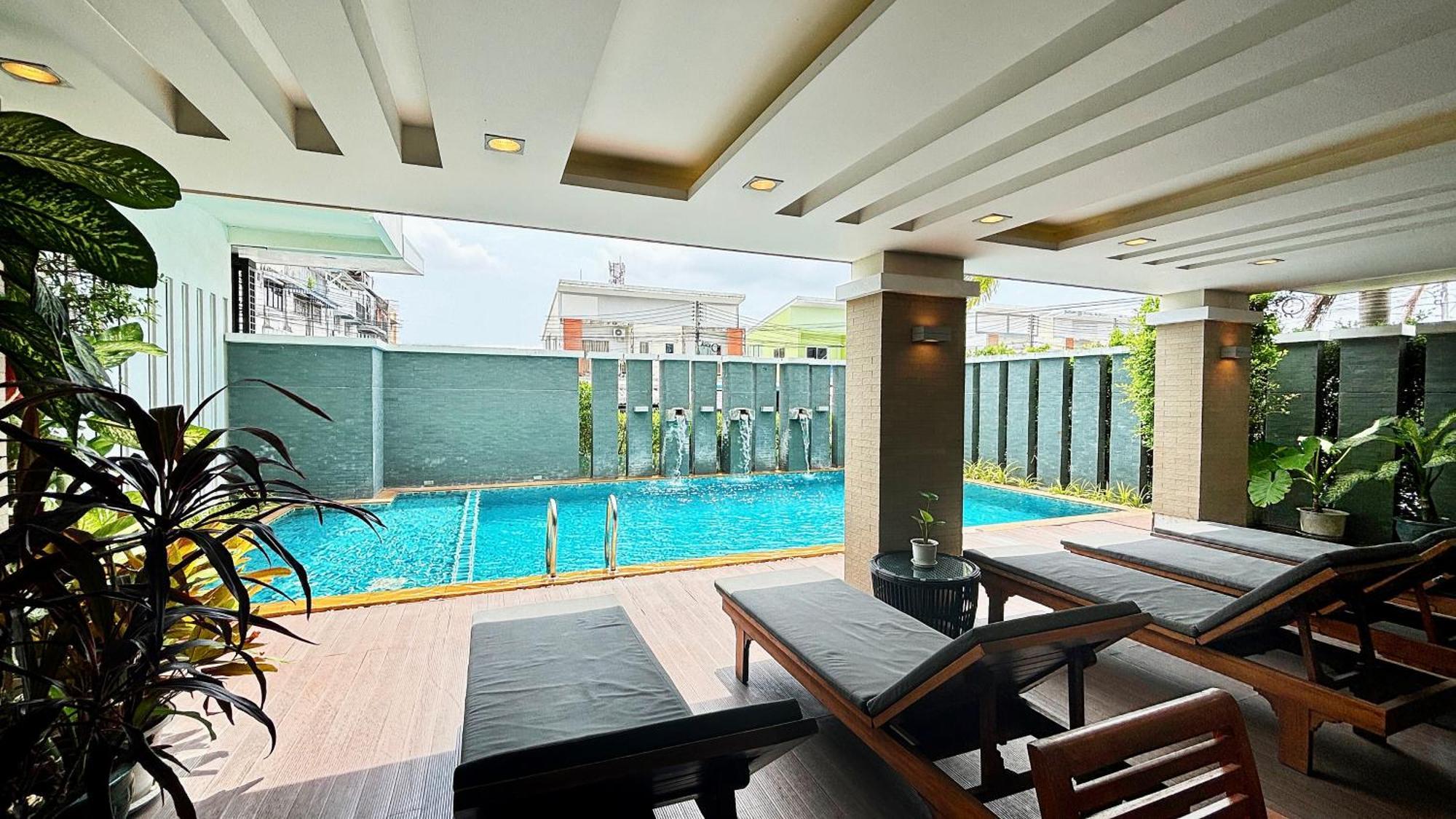Ratana Hotel Rassada, Phuket Town- Sha Extra Plus Kültér fotó