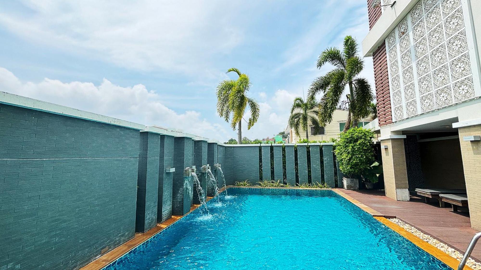 Ratana Hotel Rassada, Phuket Town- Sha Extra Plus Kültér fotó
